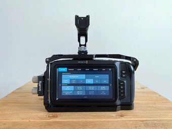 Blackmagic Pocket Cinema Camera 6K + Rig - 2