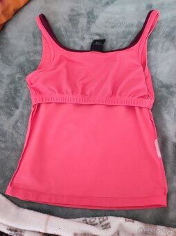 Crop top NIKE na prodej - 2