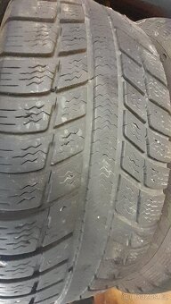 Zimní  pneu  195/55R16 - 2