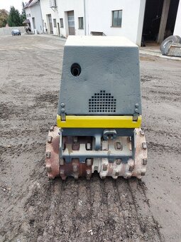 Jěžkový válec Bomag BMP 851 - 2