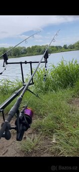 2x prut Sportex invictus carp + 2x Mivardi omicron - 2
