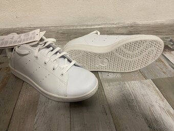 Dětské tenisky Adidas, velikost US 3 - 2