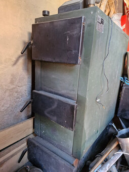 Kotel automat na uhlí s násypkou - 2