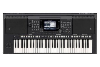 Yamaha PSR S750 - 2