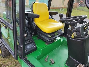 John Deere 1203 vřetenová sekačka - 2