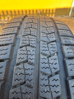 Zimní pneu Nexen 215/65/r16 - 2