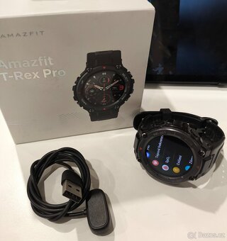 Chytré hodinky T-rex - 2