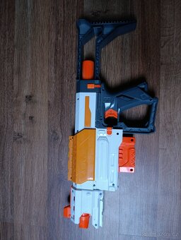 Nerf zbraň - 2