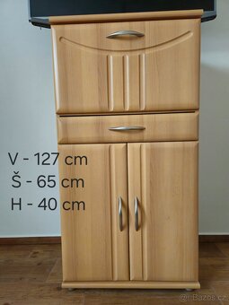 Obývací stěna s podsvícením - 2