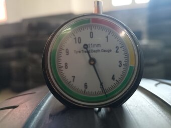 235/60 R18 BRIDGESTONE (3522) - 2