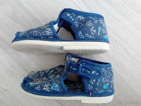 Dětské Bačkory/bačkůrky vel. 19 - 13 cm - 2