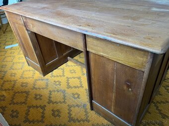 Velký psací stůl - 2