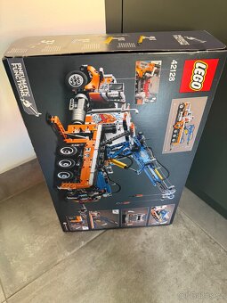 Lego Technic 42128 - 2