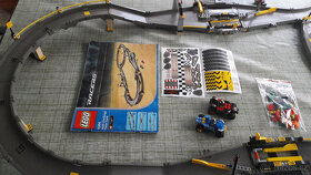 LEGO 8364 - séria Racers - Pretekárska dráha - 2