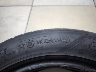 Goodyear 225/55R17 - 2