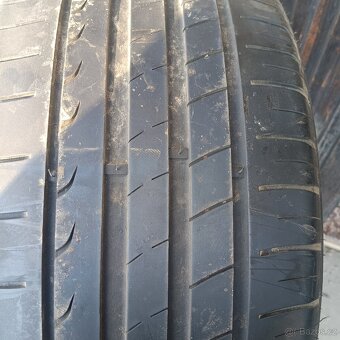 225/50 r17 - 2