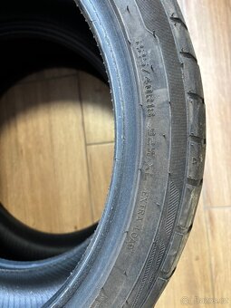 Letní pneu 225/40 R18 - 2