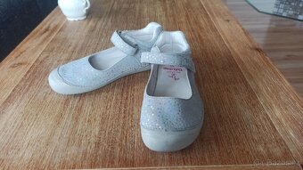 Prodám dívčí barefoot balerínky vel.35 - 2