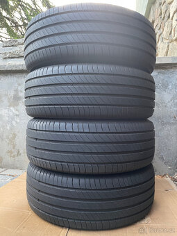 ZÁNOVNÍ LETNÍ MICHELIN PRIMACY 4 S1 215/55/17 94V DOT 2023 - 2