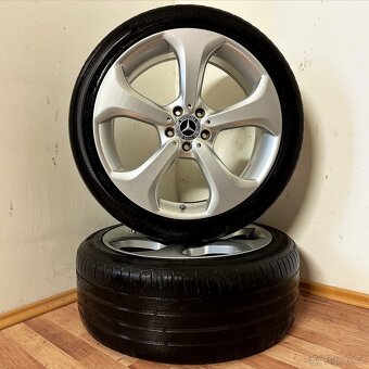 DVOUROZMĚRNÁ MERCEDES GLK 5x112 R20 ET42/54 8J/9J - 2