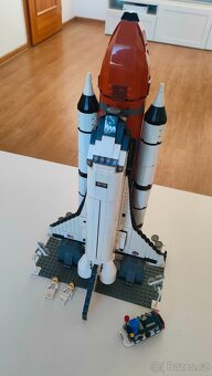 Lego 10213 - raketoplán Adventure - 2