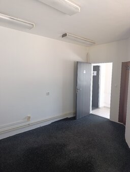 Pronájem kancelářských prostor s balkonem, 85m2, ul. Neředín - 2