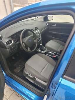 Ford Focus MK2 hatchback - 2