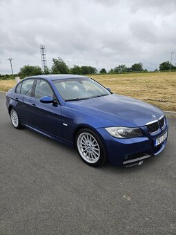 BMW E90 325d - 2