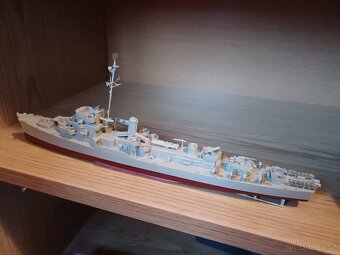 Letadlové lodě - modely Trumpeter a jiné - 2