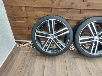 17" alu kola Škoda 5x100 model RAY +pneu 215/40 R 17 - 2