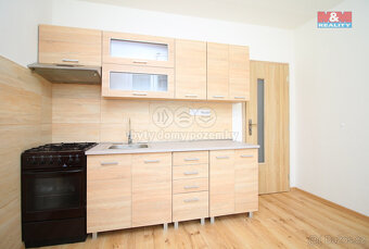 Pronájem bytu 1+1, 38 m², Hradec Králové, ul. Prostějovská - 2