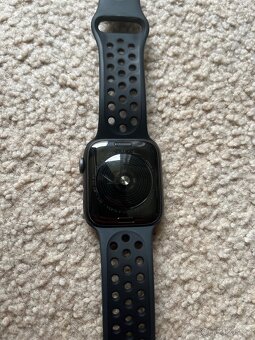 Apple Watch Nike SE 1.generace 44mm - 2
