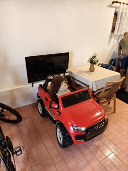 Detske auticko Jeep 4x4 - 2