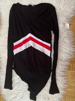 Černe body z pruhy nove - 2