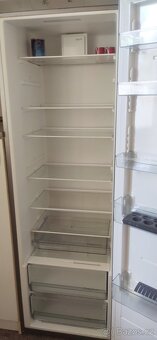 Vysoká lednice Gorenje nerez - 2