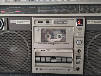 HITACHI TRK - 8190E - BOOMBOX - 2