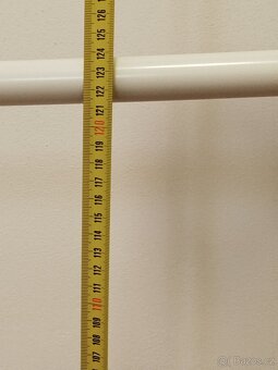 Stojanové, výškově nastavitené věšáky 2 ks - 2