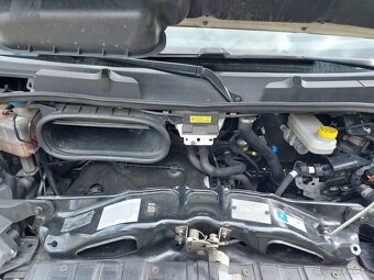 Peugeot Boxer 2.0 HDI 120kw 8 palet plachta - 2