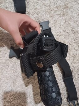Airsoft stehenní pouzdro pro pistole typu glock - 2