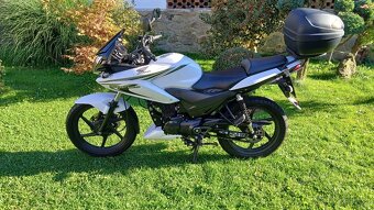 Honda CBF 125 najeto 9425 km  - 2
