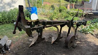 Pluh ,,Roudnický" tříradličný - 2