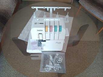 Šicí stroj Overlock Brother 1034 DX - 2