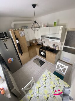 Prodej mezonetového bytu 3+1, 100 m² - Česká Ves, Jánského - 2