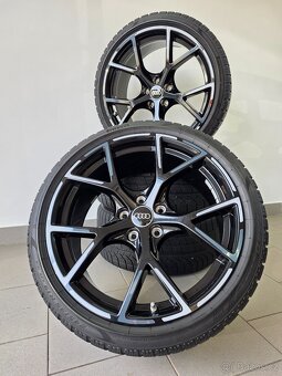 Orig. Audi RS3 8Y - Zimní R19 - Dvourozměr - Top - 2