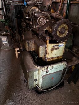 Prodám soustruh RT26 (1953) - 2