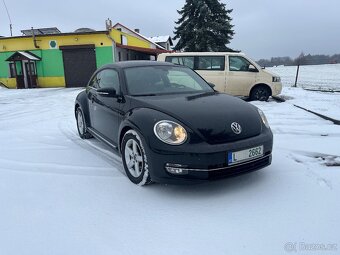 Volkswagen Beetle 1.4 TSI 118kw jen 117tis najeto - 2