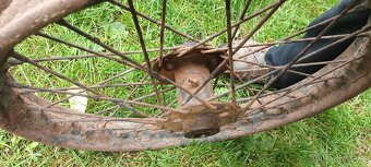 Kola anglický Norton, Royal Enfield - 2