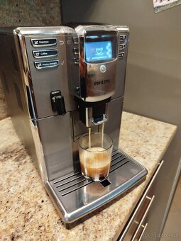 Kávovar Espresso Philips Series 5000 LatteGo - 2