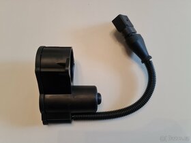 Nový motorek pro Audi A8/S8 D3 (4E), Bentley - 2