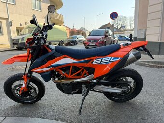 KTM 690 SMC-R 2023 - 2